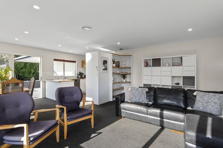 Photo of property in 7 Castleview Lane, Heathcote Valley, Christchurch, 8022