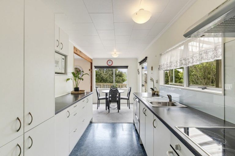 Photo of property in 79 Queens Road, Glen Avon, New Plymouth, 4312