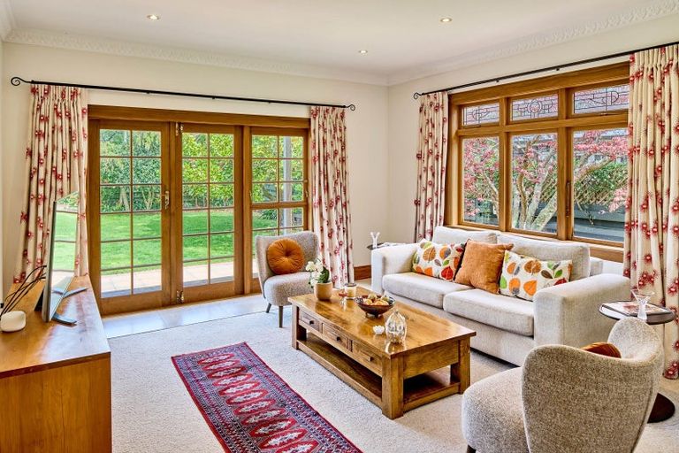 Photo of property in 14 Hinau Street, Woburn, Lower Hutt, 5010