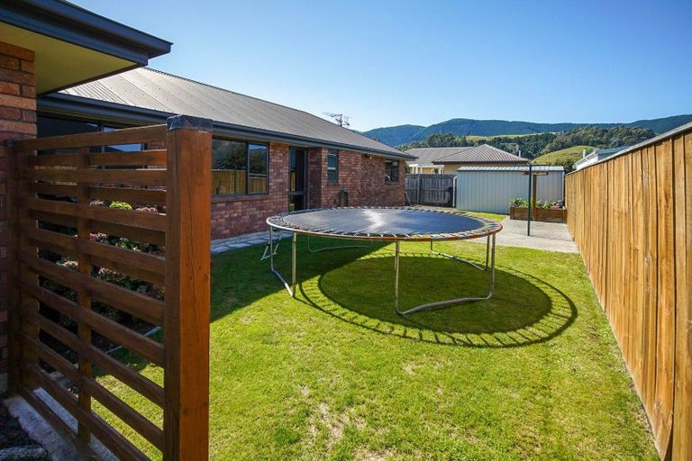 Photo of property in 30 Cambelldon Crescent, Stoke, Nelson, 7011