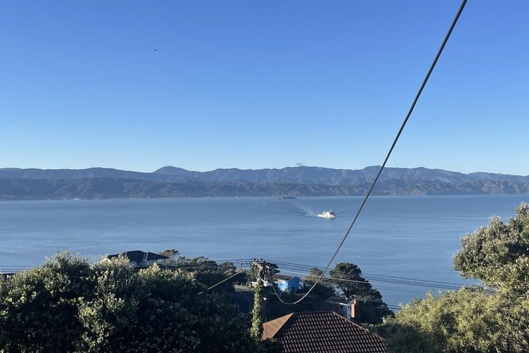 Photo of property in 33 Benares Street, Khandallah, Wellington, 6035