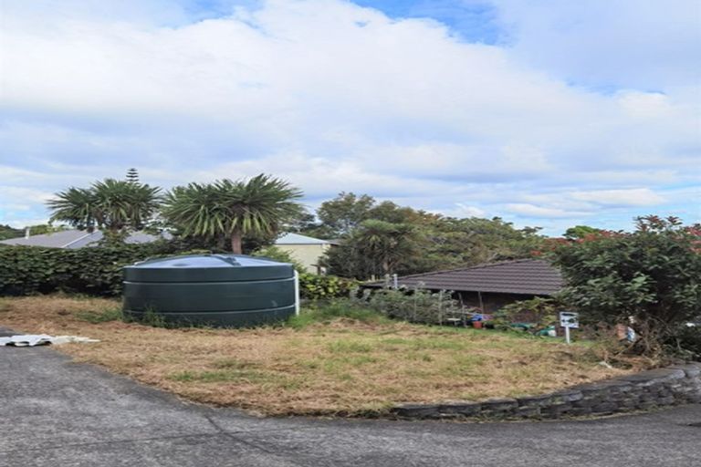 Photo of property in 448 Don Buck Road, Massey, Auckland, 0614
