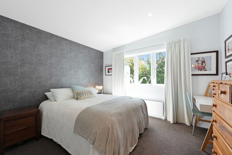 Photo of property in 225a Karori Road, Karori, Wellington, 6012