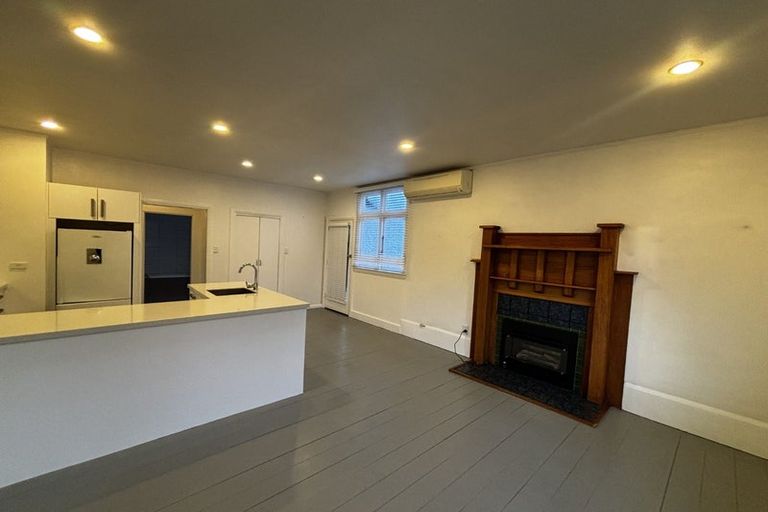 Photo of property in 8 Bell Street, Welbourn, New Plymouth, 4310