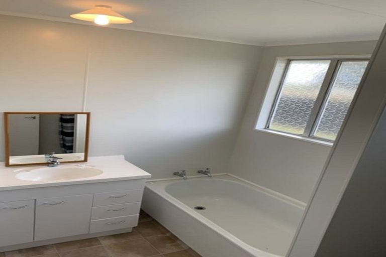 Photo of property in 17 Cargill Street, Tokoroa, 3420