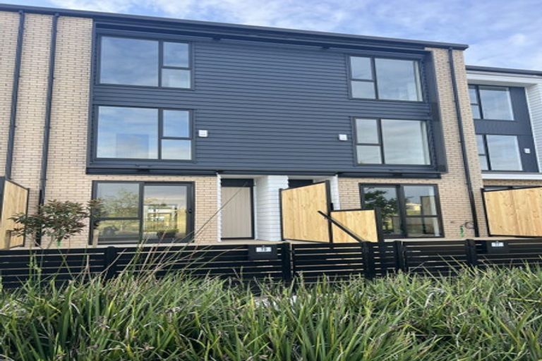 Photo of property in 79 Settlers Avenue, Hobsonville, Auckland, 0618