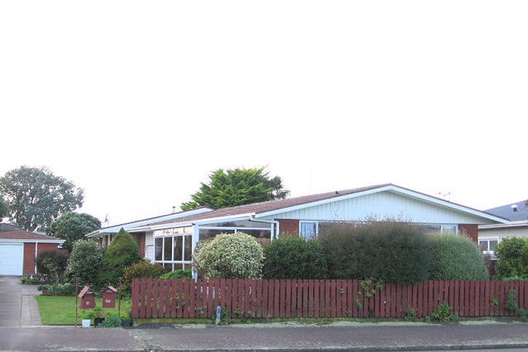 Photo of property in 49 Fitzroy Street, Terrace End, Palmerston North, 4410