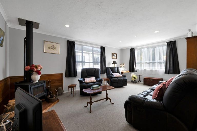 Photo of property in 44 Percy Avenue, Stratford, 4332