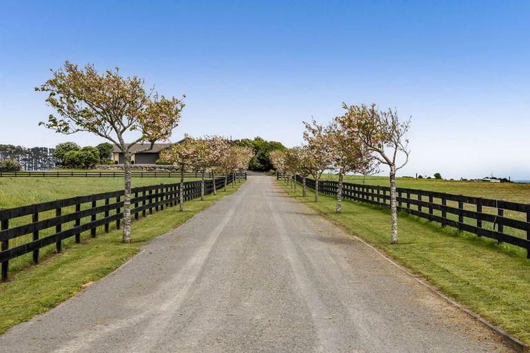 Photo of property in 253 Lwr Pitone Road, Pitone, New Plymouth, 4374