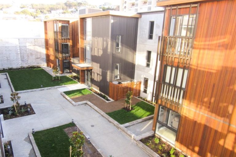 Photo of property in Vedado Apartments, 209/41u Hopper Street, Mount Cook, Wellington, 6011