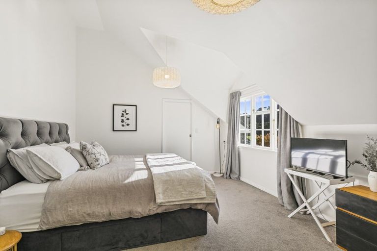 Photo of property in 374 Karori Road, Karori, Wellington, 6012