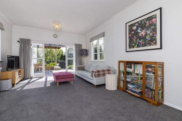 Photo of property in 12 Tui Road, Raumati Beach, Paraparaumu, 5032