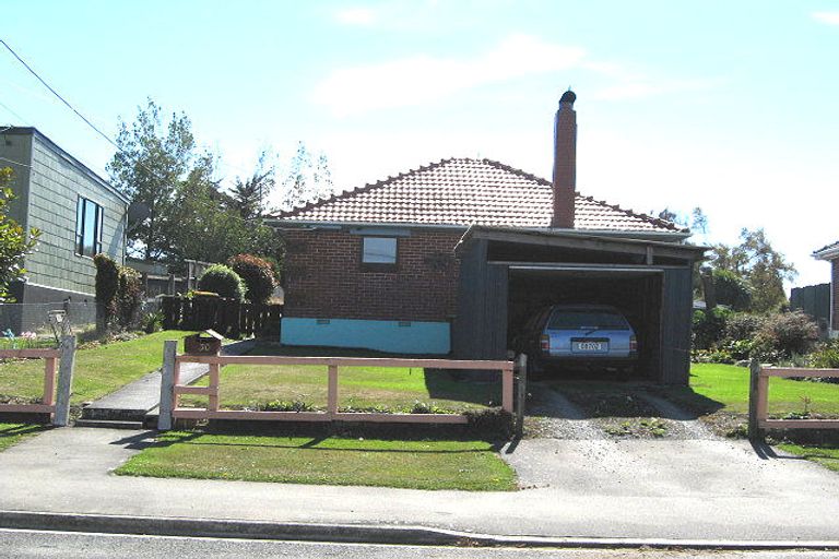 Photo of property in 30 Cambridge Street, Kensington, Timaru, 7910