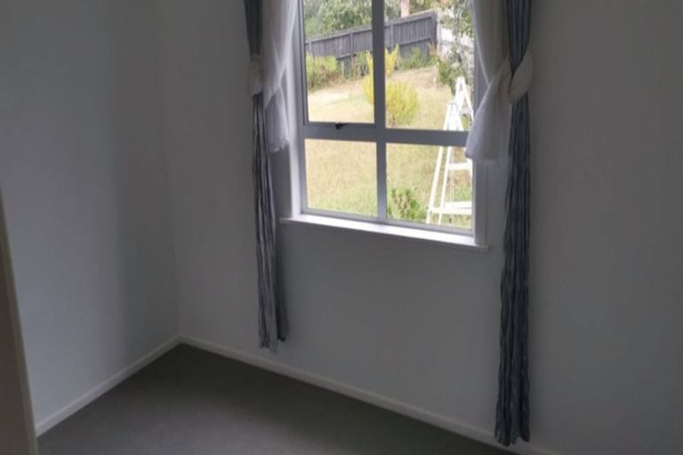 Photo of property in 56 Rua Road, Glen Eden, Auckland, 0602