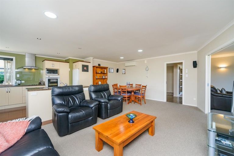 Photo of property in 39 Pukepapa Road, Marton, 4710
