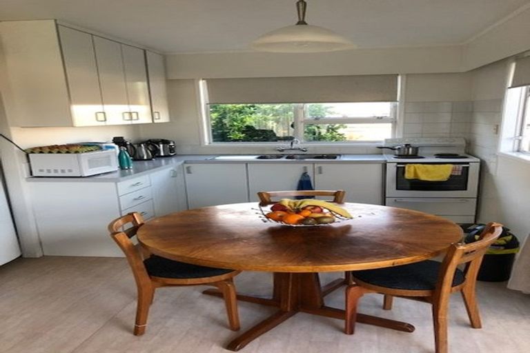 Photo of property in 1/5 Onslow Road, Papakura, 2110