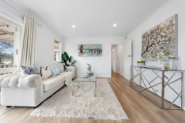 Photo of property in 2/18 Kenmure Avenue, Forrest Hill, Auckland, 0620