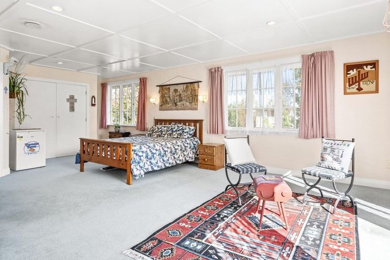 Photo of property in 14 Queen Street, Cambridge, 3434