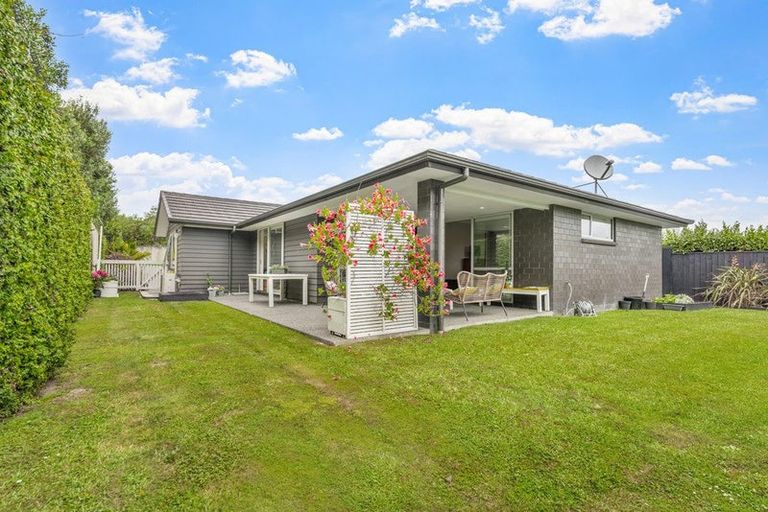 Photo of property in 3 Boocock Crescent, Orewa, 0931