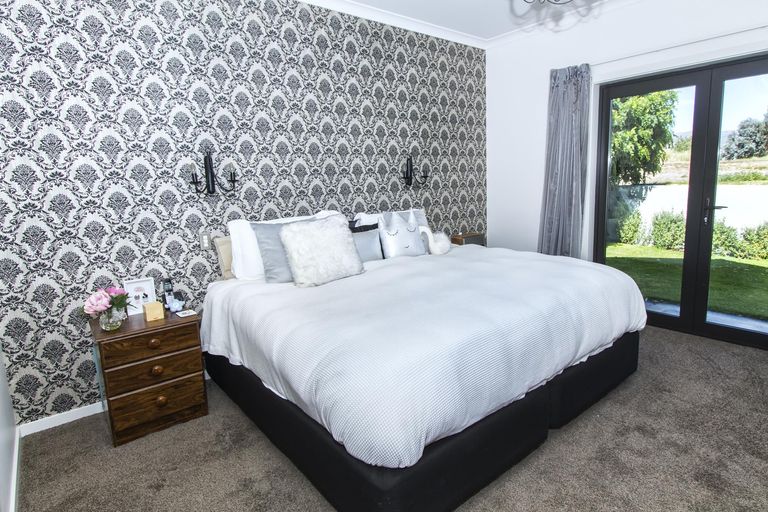 Photo of property in 9 The Dunes, Cromwell, 9310