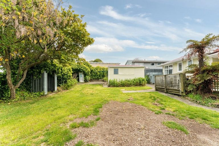 Photo of property in 421 Warspite Avenue, Ascot Park, Porirua, 5024