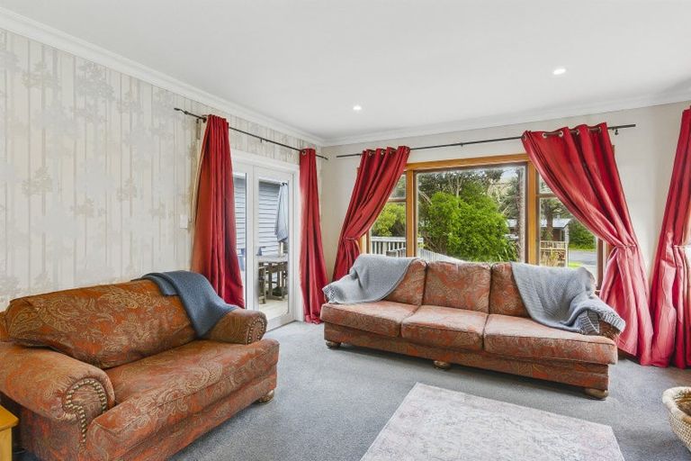 Photo of property in 31 Elizabeth Street, Waikanae, 5036
