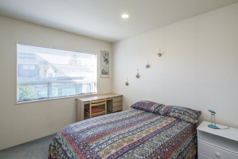 Photo of property in 43 Langdale Avenue, Paraparaumu, 5032