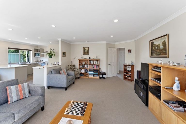 Photo of property in 10 Ludlam Way, Otaki, 5512