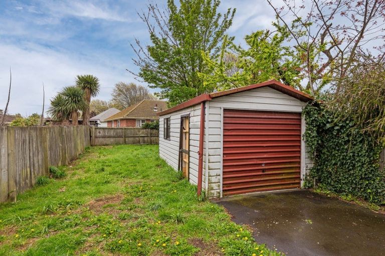 Photo of property in 21 Shirley Road, Mairehau, Christchurch, 8013