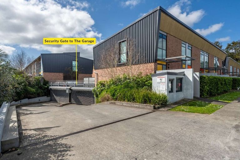 Photo of property in 10/182 Flat Bush School Road, Flat Bush, Auckland, 2019