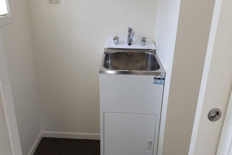 Photo of property in 8 Harold Grove, Stokes Valley, Lower Hutt, 5019
