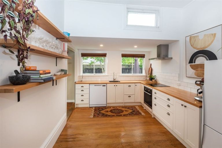 Photo of property in 45 Eversleigh Street, St Albans, Christchurch, 8014