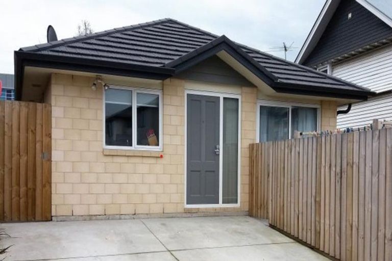 Photo of property in 947 Colombo Street, St Albans, Christchurch, 8014