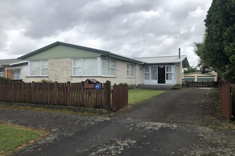 Photo of property in 14 Oban Avenue, Glenview, Hamilton, 3206