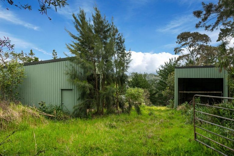 Photo of property in 62 Paremoremo Road, Lucas Heights, Auckland, 0632