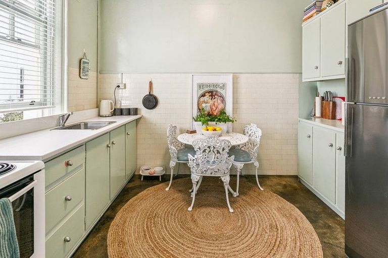 Photo of property in Blythswood Flats, 28/3 Aro Street, Aro Valley, Wellington, 6021