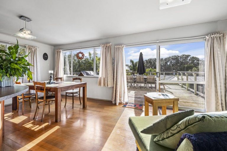 Photo of property in 6a Pokohui Avenue, Raglan, 3225