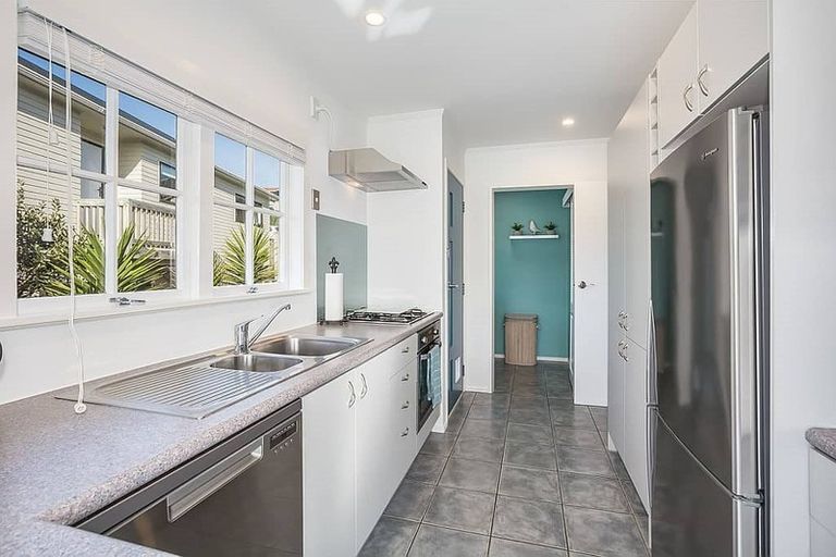 Photo of property in 23 Hicks Close, Whitby, Porirua, 5024