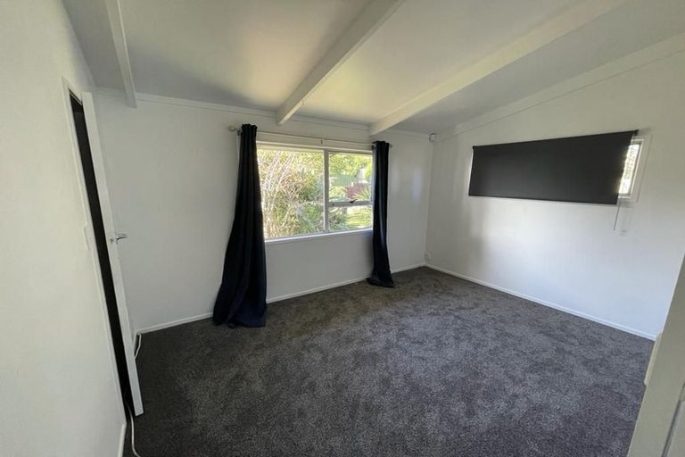 Photo of property in 13 Lismore Place, Papatoetoe, Auckland, 2025