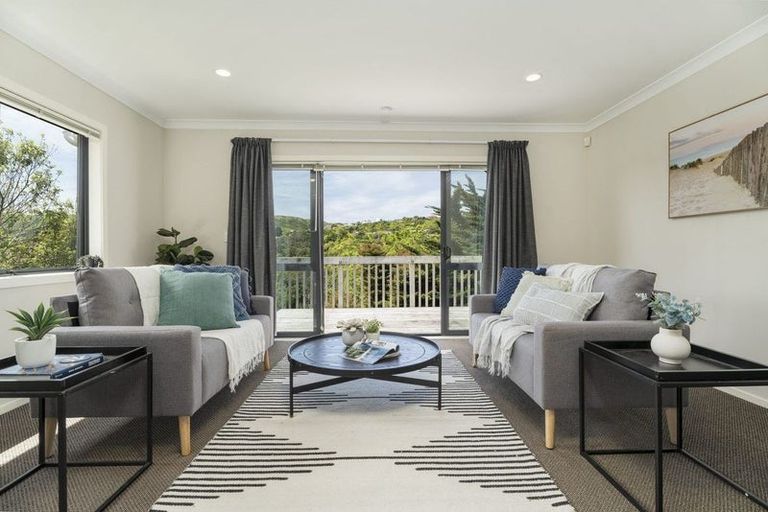 Photo of property in 28b Ronald Woolf Place, Churton Park, Wellington, 6037