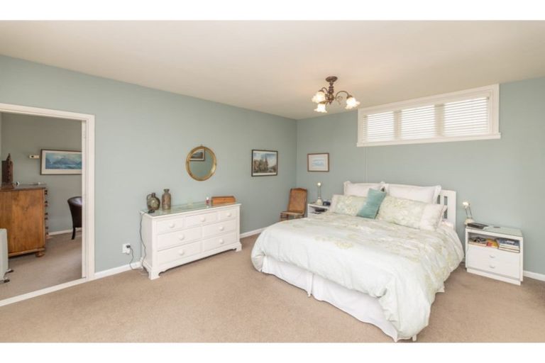 Photo of property in 105a Hinau Street, Riccarton, Christchurch, 8041