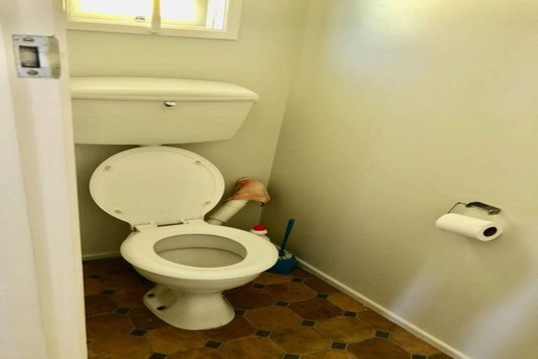 Photo of property in 106 Rattray Street, Riccarton, Christchurch, 8041