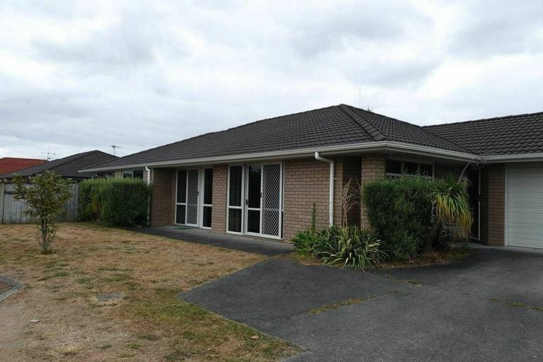 Photo of property in 11 Holcroft Place, Huntington, Hamilton, 3210