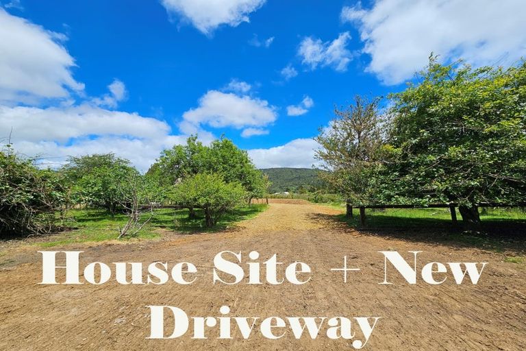 Photo of property in 1296 Wekaweka Road, Waimamaku, Kaikohe, 0473