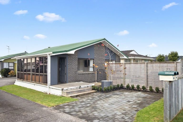 Photo of property in 12a Landscape Road, Pukekohe, 2120
