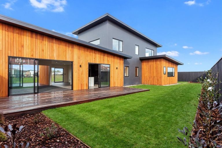 Photo of property in 44 Tiritiri Moana Drive, Pegasus, 7612