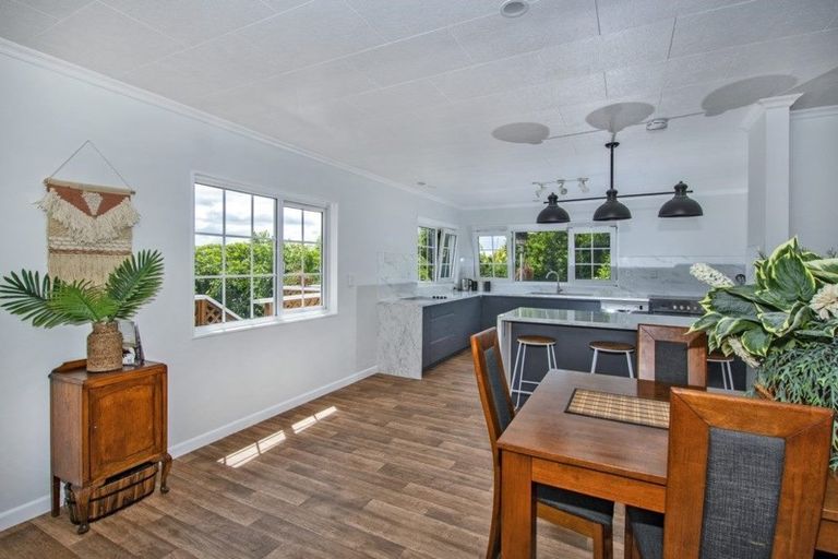 Photo of property in 10 Saint Andrews Place, Te Kamo, Whangarei, 0112