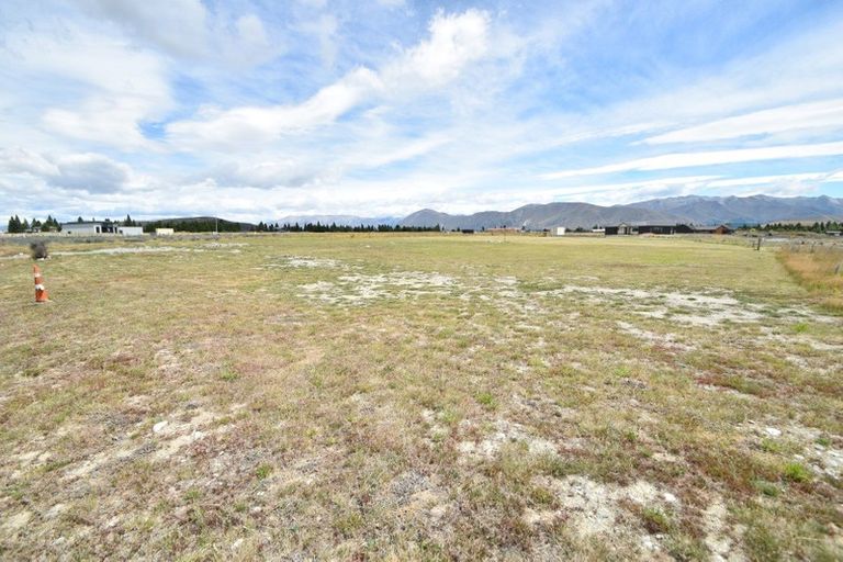 Photo of property in 8 Peak Drive, Twizel, 7901