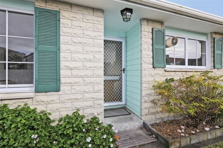 Photo of property in 4/21 Havelock Road, Havelock North, 4130