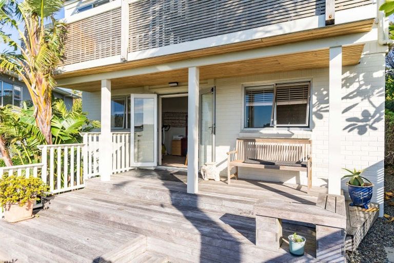 Photo of property in 42 Cheviot Street, Mangawhai Heads, Mangawhai, 0505
